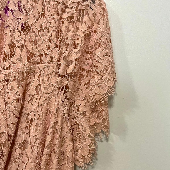 Elegant Pink Lace Top - Picture 2 of 7